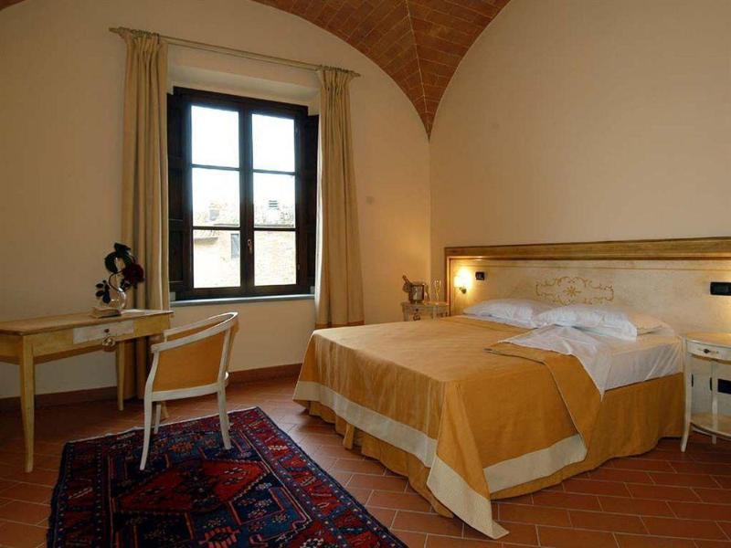 Hotel Le Vecchie Cantine 3*